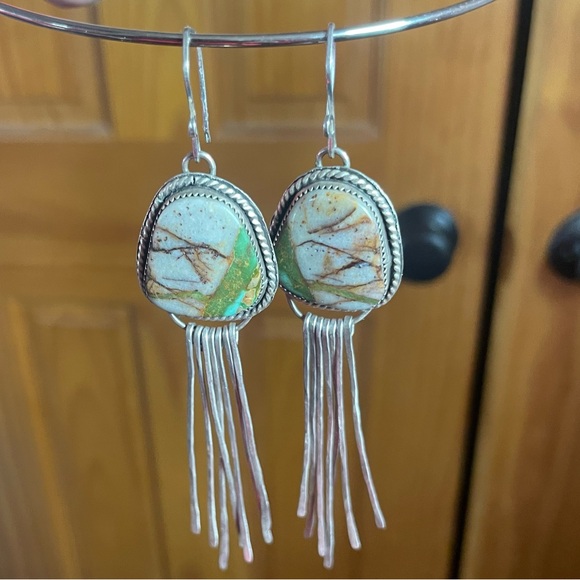 Royston Ribbon Turquoise Sterling earrings - Picture 3 of 6